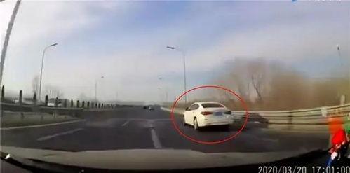 凯迪拉克车主吃瓜,一场跨界娱乐的狂欢