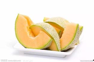 腰疼吃哈密瓜,轻松缓解腰痛困扰